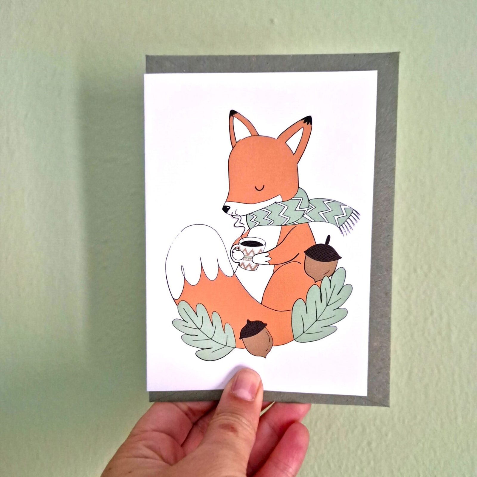 Biglietto Di Auguri Natalizio Leggero E Colorato Con Una Volpe Vesta Da Babbo Natale